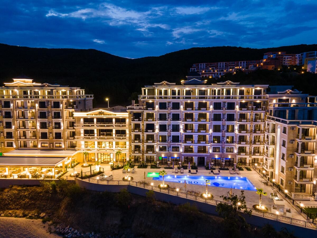 Отель Onyx Beach Residence Свети-Влас